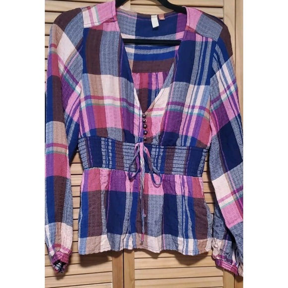 Tops - Anthropologie Pilcro Deep V Blouse Plaid Pink Medium Top Shirt Long